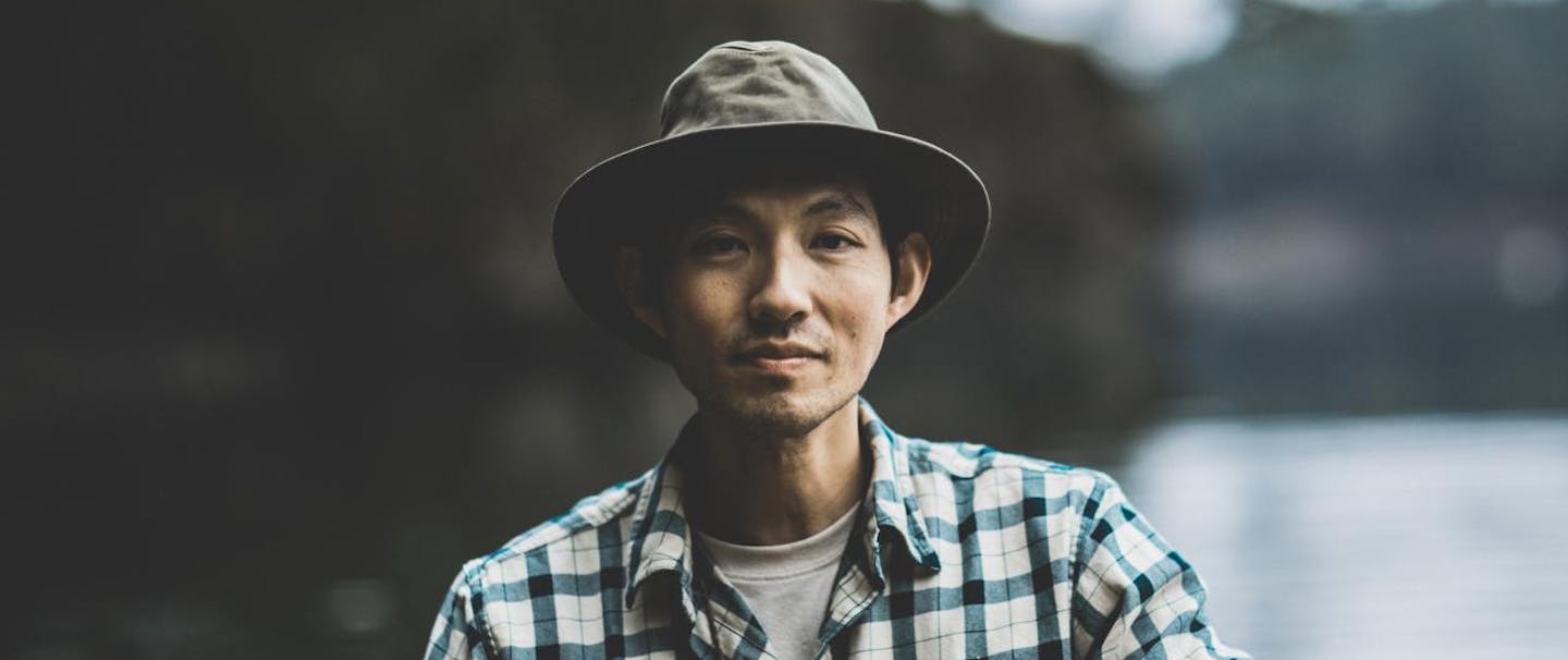 kiiii-yuyan man in green hat and plaid shirt