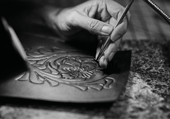 https://filson-life.imgix.net/2020/07/The-Art-of-Hand-Tooled-Leather-Filson-Leather-Workshop_4.png?fit=crop&fm=png&h=700&ixlib=php-1.2.1&w=700&wpsize=square-thumb