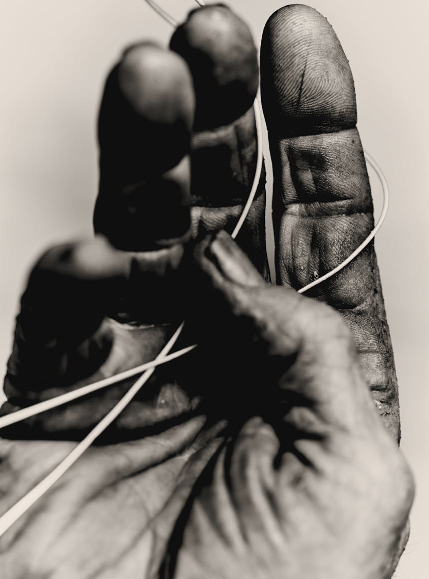 hand holding line